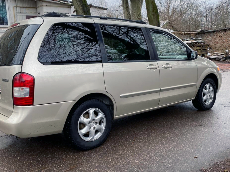 Mazda MPV — изображение 3
